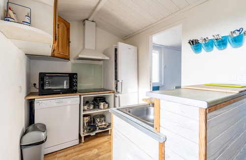 Barbatre House | Holiday Home 'Maison Vue Sur Mer 50m Plage' with Sea View, Private Terrace and Wi-Fi