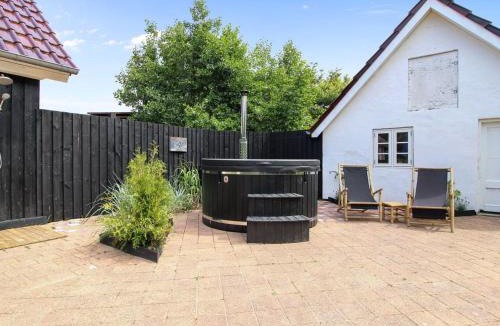 Fjand Garde House | Holiday Home Malene - 700m to the fjord by Interhome
