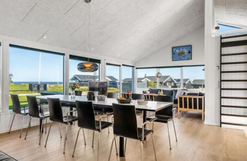 Grønhøj House | Holiday Home Månviva - 250m from the sea by Interhome