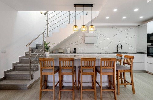 Cambrils House | Holiday Home 'Marés' with Shared Pool, Wi-Fi and Air Conditioning