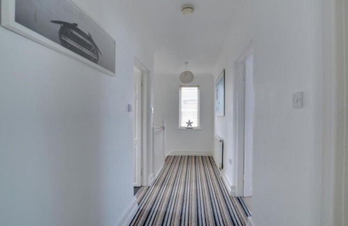 Deal House | Holiday Home Marina by Interhome