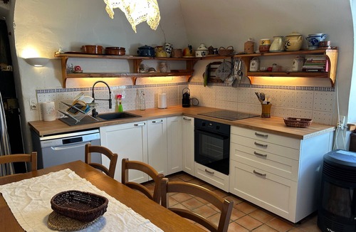 Les Assions House | Holiday Home "Mas de Jallet" with Hill Views, Private Pool and Wi-Fi