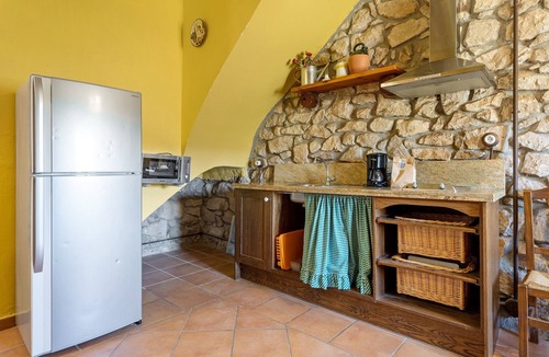 Flix House | Holiday Home 'Mas De Sisco' with Mountain View, Wi-Fi and Air Conditioning