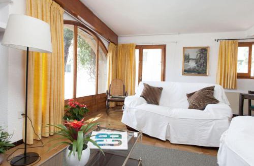 Urbanizacion El Mas Reixac House | Holiday Home Mas Reixach by Interhome