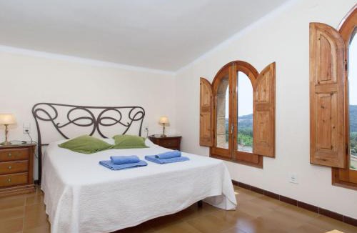Urbanizacion El Mas Reixac House | Holiday Home Mas Reixach by Interhome