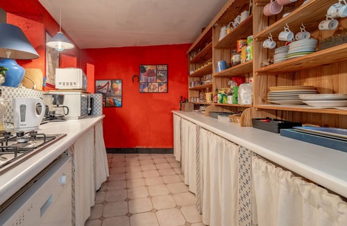 La Palme House | Holiday Home 'Massenet' with Shared Terrace, Private Garden and Wi-Fi