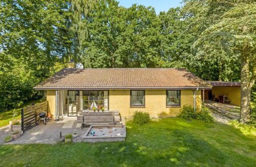 Kegnæshøj House | Holiday Home Matild - 250m from the sea by Interhome
