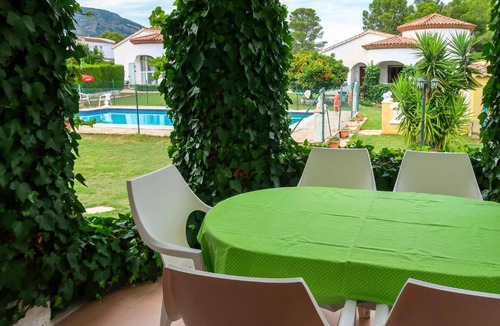 El Casalot House | Holiday Home Melina - MPL385 by Interhome