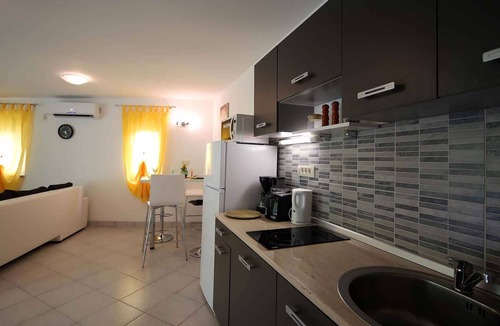 Icici House | Holiday home mit Meerblick und Terrasse