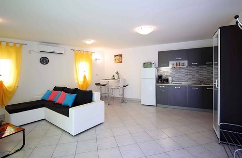 Icici House | Holiday home mit Meerblick und Terrasse