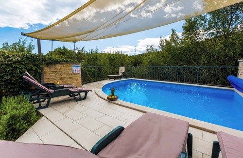 Krizisce House | Holiday home mit Pool und Klimaanlage