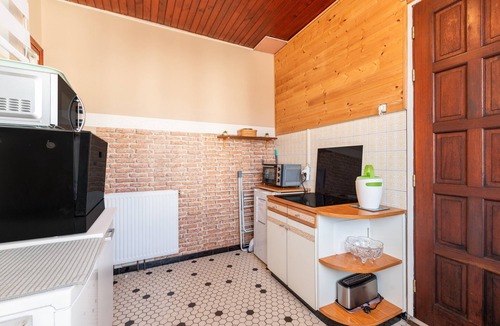 Bielle House | Holiday Home 'Montée Du Boiloa - Bielle, Laruns' with Mountain View, Private Terrace and Private Garden