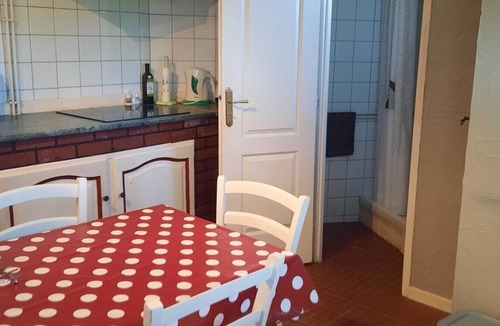Cases-de-Pene House | Holiday Home 'Moulin De L'agly D'albert' with Mountain View, Wi-Fi and Air Conditioning