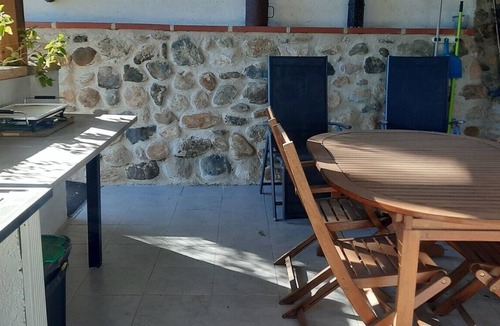 Cases-de-Pene House | Holiday Home 'Moulin De L'agly D'albert' with Mountain View, Wi-Fi and Air Conditioning