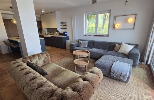 Almunecar House | Holiday Home 'Musse' with Private Terrace and Wi-Fi