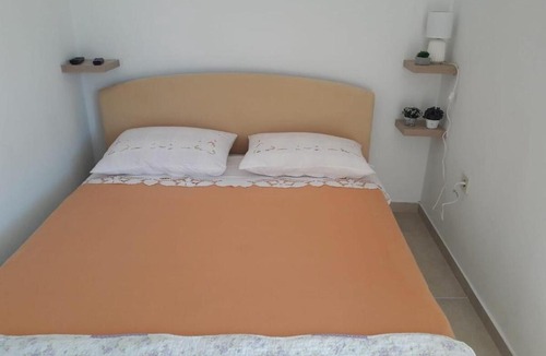 Cove Makarac (Milna) House | Holiday home Nadi - cosy & quiet