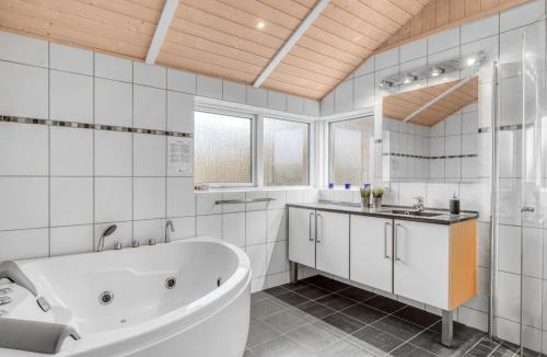 Ronbjerg House | Holiday Home Næwe - 10m to the fjord by Interhome