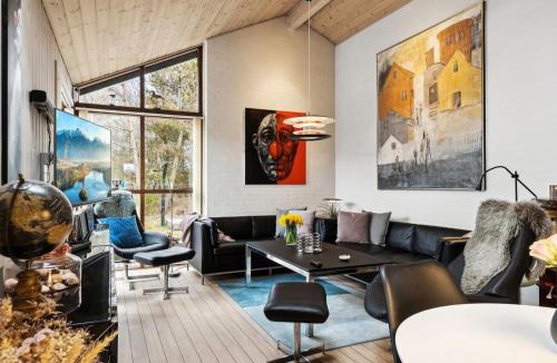 Aalbaek House | Holiday Home Nannah - 100m from the sea by Interhome