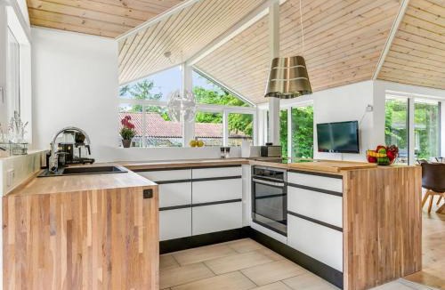 Haslevgarde House | Holiday Home Nanni - from the sea by Interhome