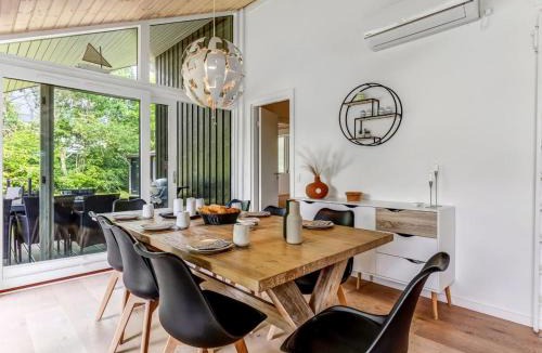 Haslevgarde House | Holiday Home Nanni - from the sea by Interhome