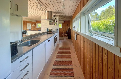 Skødshoved Strand House | Holiday home near Mols Bjerge and Skødshoved Beach