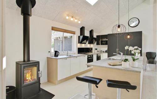 Bedegaard House | Holiday Home Nexø With Fireplace 04