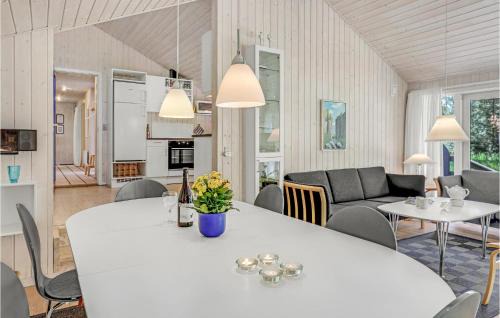 Dueodde House | Holiday Home Nexo 16 With Hot Tub