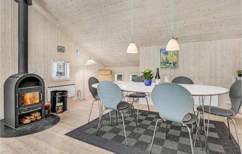 Dueodde House | Holiday Home Nexo 16 With Hot Tub
