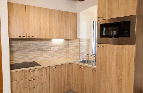 Omisalj Villa | Holiday Home NiKa