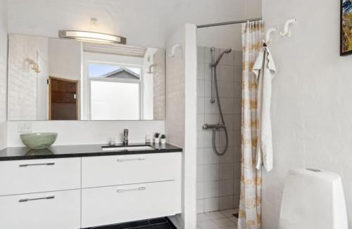 Skødshoved Strand House | Holiday Home Nilson - 50m from the sea by Interhome