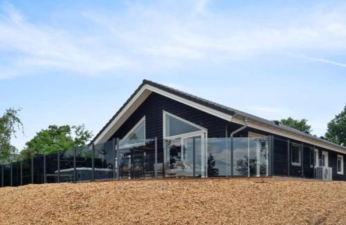 Vibæk Strand House | Holiday Home Nona - 150m from the sea by Interhome