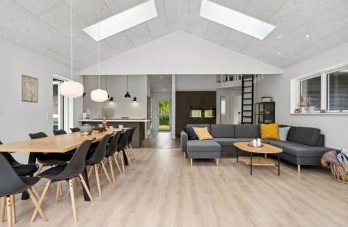 Skødshoved Strand House | Holiday Home Norna - 350m from the sea by Interhome