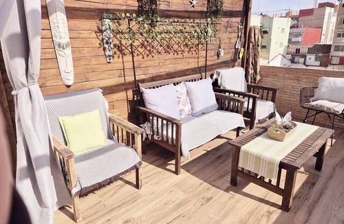 La Creu del Grau House | Holiday Home 'Oasis De Valencia' with Private Terrace, Wi-Fi and Air Conditioning