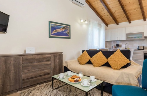 Rab Villa | Holiday home Oaza Maslina by Villas Guide