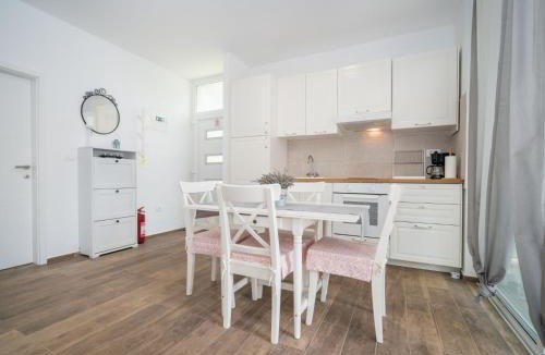 Radini House | Holiday Home Ofelia by Interhome