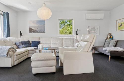 Holbaek House | Holiday Home Ømund - 600m to the fjord by Interhome