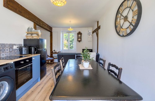 Savigne House | Holiday home on a vineyard