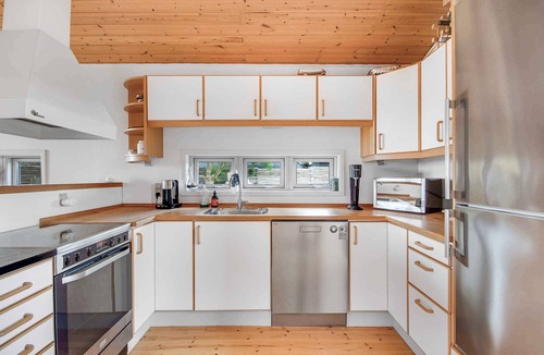 Store Fuglede House | Holiday home on the beach with panoramic view