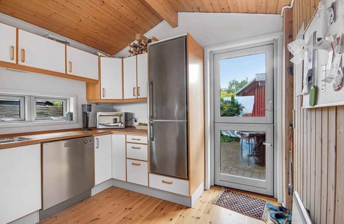 Store Fuglede House | Holiday home on the beach with panoramic view