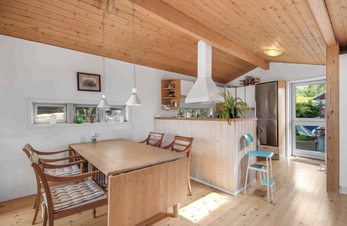 Store Fuglede House | Holiday home on the beach with panoramic view
