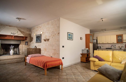 Rovinjsko Selo House | Holiday home on olive grove with pool - only 5 km from Rovinj