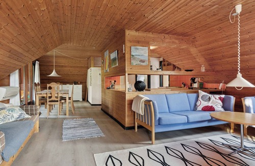 Sklskr House | Holiday home on idyllic Agersø by beach