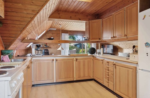 Sklskr House | Holiday home on idyllic Agersø by beach