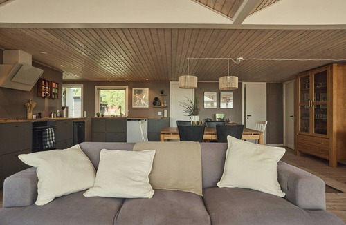 Lyngsbæk Strand House | Holiday home on natural grounds with sea views