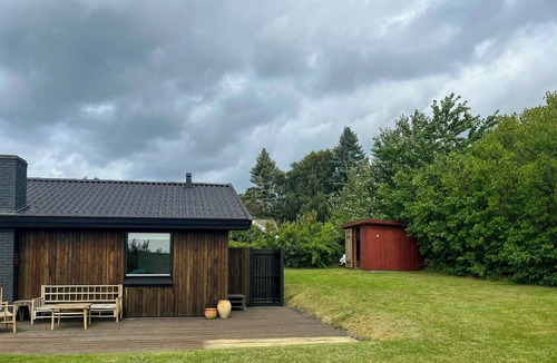 Vejby House | Holiday home on nature plot near Vejby Strand