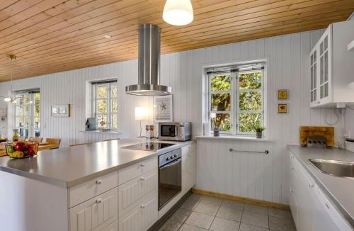 Tversted House | Holiday Home Othelia - 1-8km from the sea by Interhome