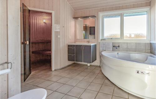 Hasmark Strand House | Holiday Home Otterup 91 With Hot Tub