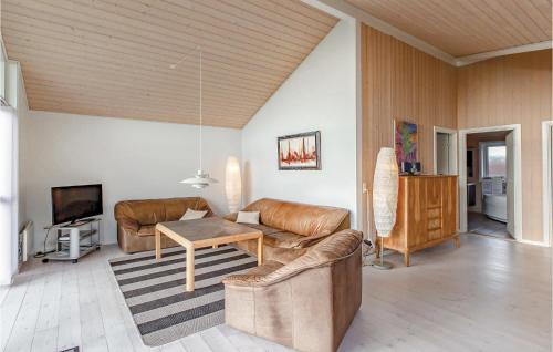 Hasmark Strand House | Holiday Home Otterup 91 With Hot Tub