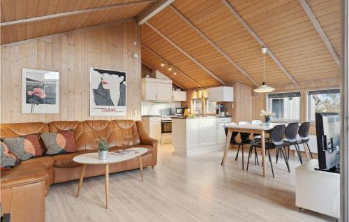 Pøt Strandby House | Holiday Home Pøt Strandby Denmark Ix