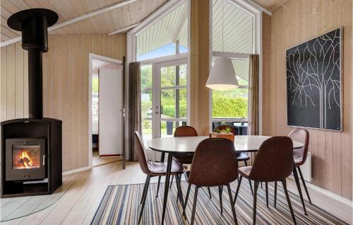 Pøt Strandby House | Holiday Home Pøt Strandby Juelsminde T